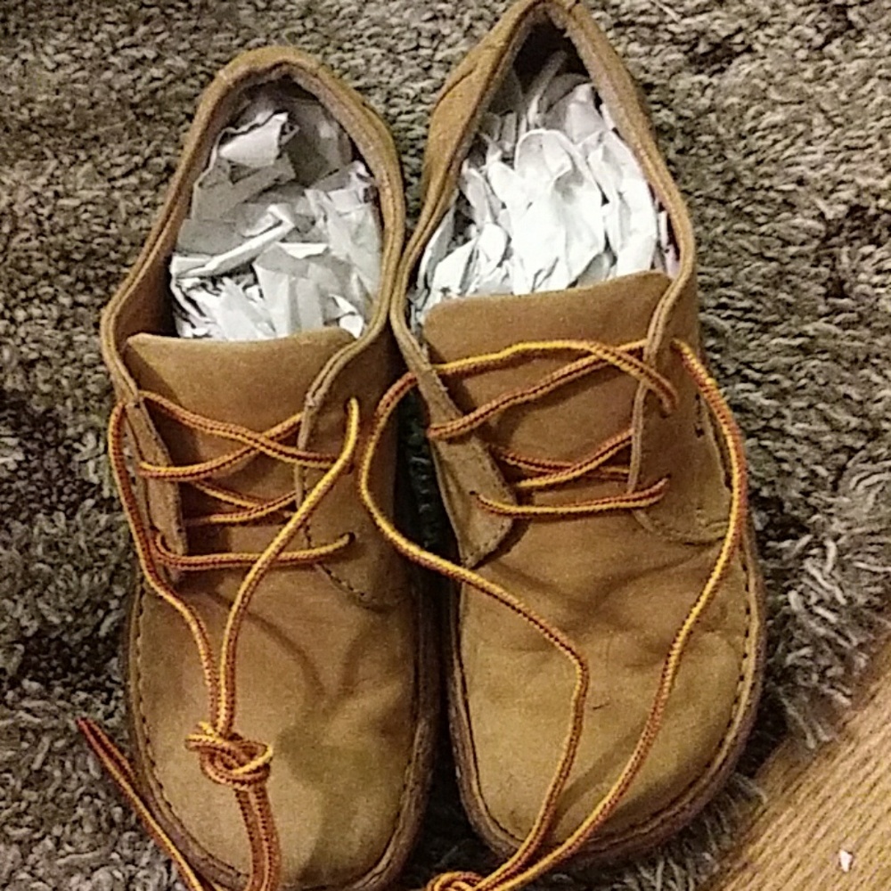 Women's casual shoes